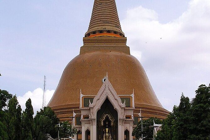 Most Selected Cheeky Cafes for IG Guided Tour from Bangkok - What’s Included & What’s Not