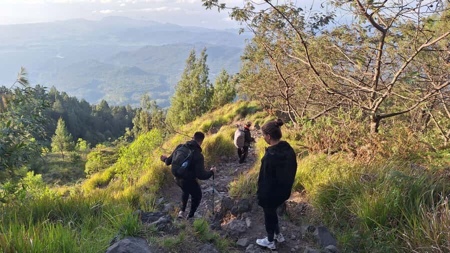 Mount Agung Sunrise Trek 3,142 masl from Sidemen