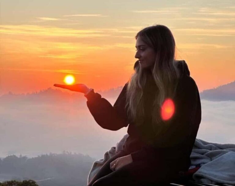 Mount Batur Jeep Sunrise Experience with Local Geopark Guide - What Makes This Tour Stand Out