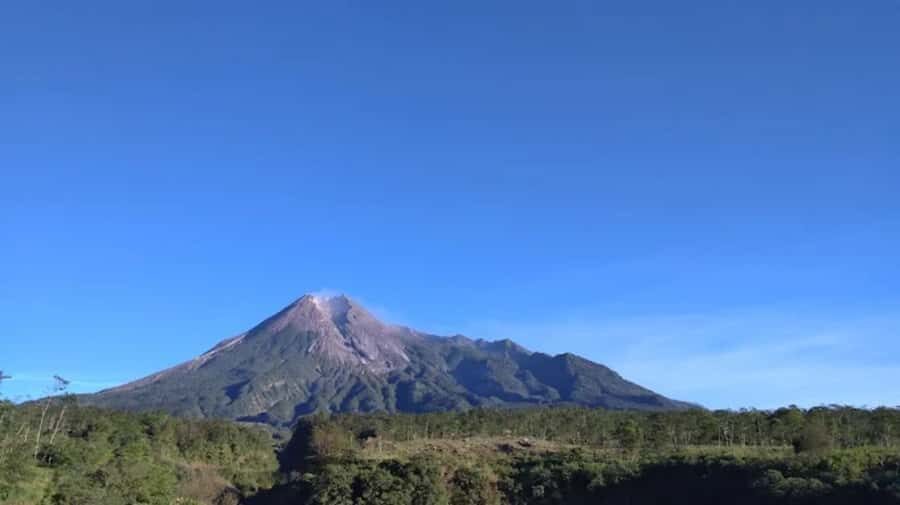 Mount Merapi Jeep &Plaosan tample Green Village Cycling Tour - Practical Details & What to Expect