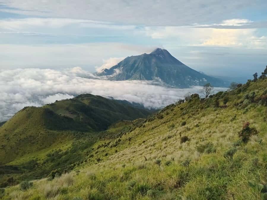 Mount Merbabu & Mount Lawu  Trekking & Camping Expedition - Who Will Love This Tour?