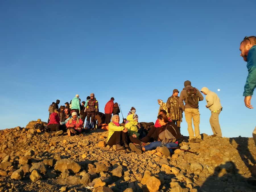 Mount Rinjani Trek 3D-2N To Summit - Lake - Hotspring - Who Is This Trek Best Suited For?