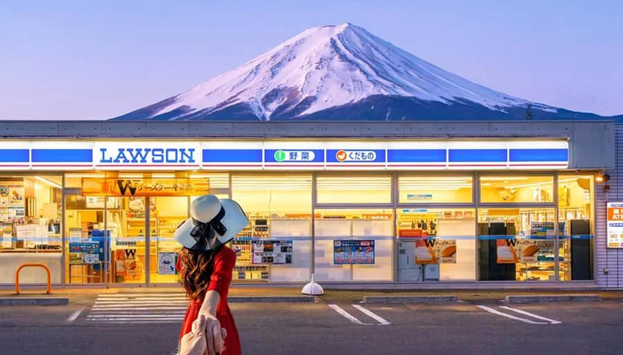 Mt.Fuji: Lake Kawaguchi Cable Car, Lawson and Oshino Hakkai - The Itinerary and What You’ll Experience