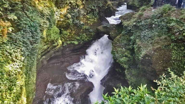 Muktinath Helicopter Tour with Pashupatinath and Janakpur - Practical Aspects and Experience Quality