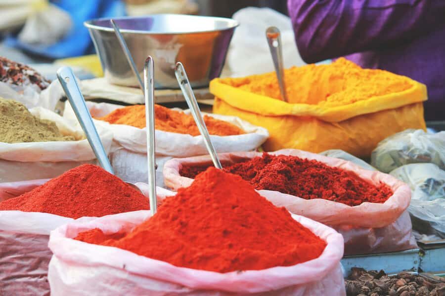 Mumbai: Full-Day Food Tour of Mumbai with Spice Bazaar Visit - Why This Tour Works