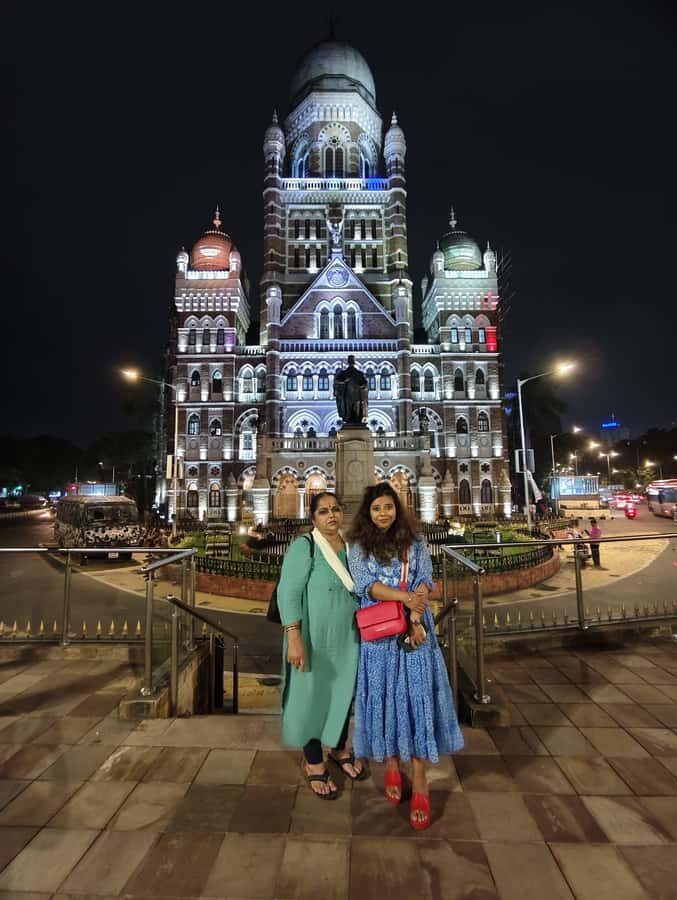 Mumbai Highlights Tour with Elephanta Caves & Dharavi - Who Would Love This Tour?