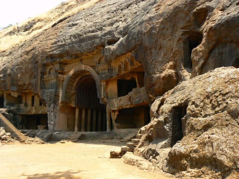 Mumbai: Lohagad Fort, Baja Caves, Karla Caves & Pawna Lake - How the Tour Starts: From Mumbai to Maharashtra’s Heritage
