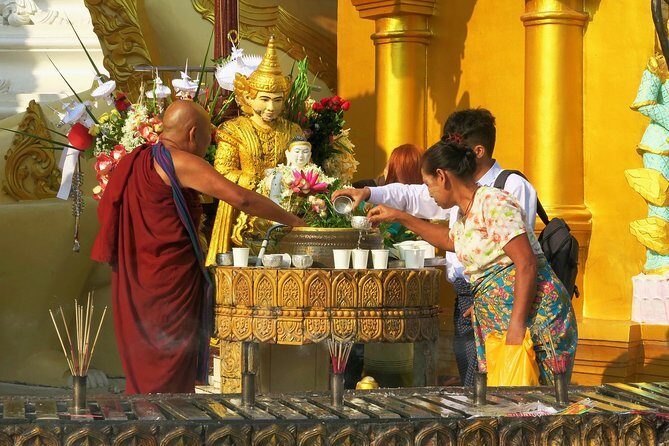 Must-see Highlights of Yangon: Half-day Sightseeing Tour - Starting Point: Chaukhtatgyi Buddha