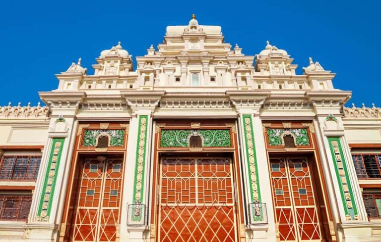 Mysore: Full-Day Guided Excursion with Hotel Pickup - Practical Details and Tips