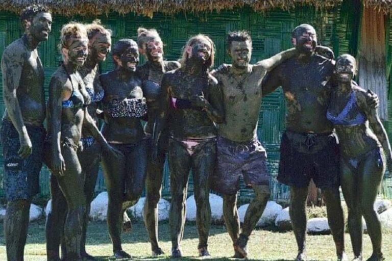 Nadi: Private Tour with Temple, Garden, Markets & Mud Pools - The Experience in Practice