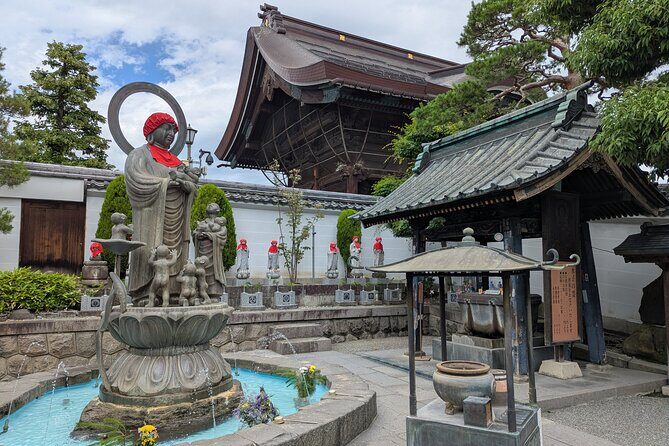 Nagano Zenkoji Temple Town Walking Tour and Oyaki Tasting - Off-the-Beaten-Path Highlights