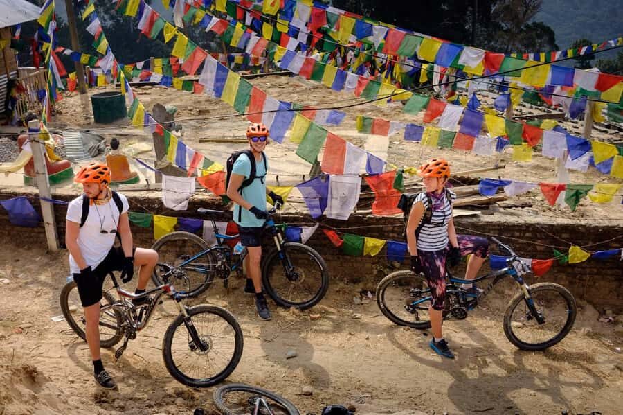 Nagarkot to Bhaktapur - Guided Full-Day Bike Tour & Lunch - The Detailed Experience