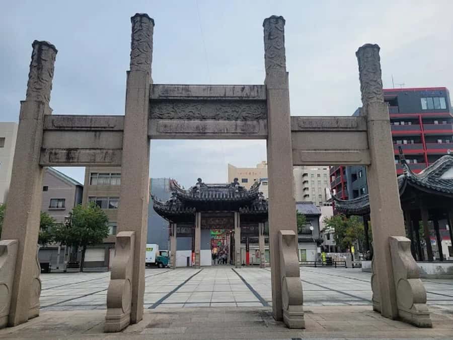 Nagasaki: Guided Walking Tour with Dejima Island Experience - Who Is This Tour Best For?