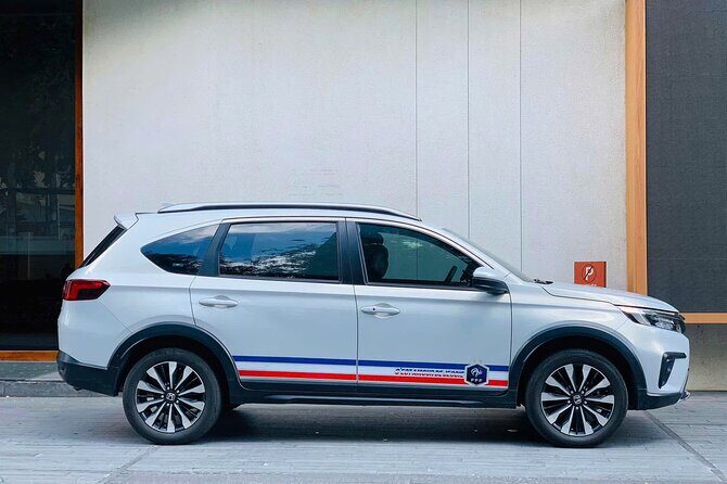 New Delhi Airport: Private Transfer DEL to New Delhi City Center - What Makes the Service Valuable?