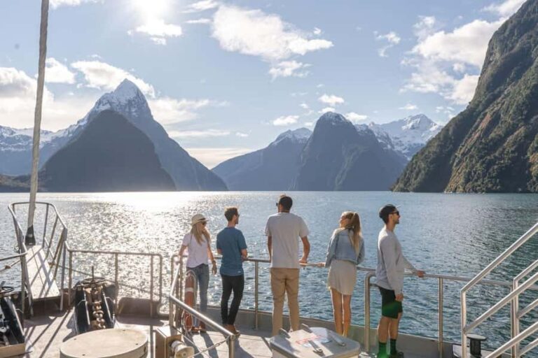New Zealand South Island: 6-Day Stewart Island & Fiordland - A Deep Dive into the 6-Day South Island Tour