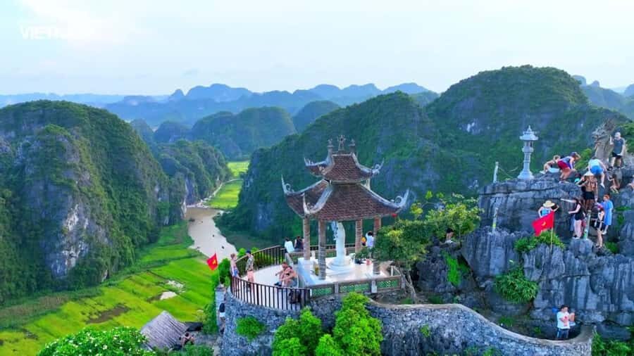 Ninh Binh 4-in-1 Daily Tour: Cave, Temple & Scenic Landscape - What Makes This Tour Stand Out?