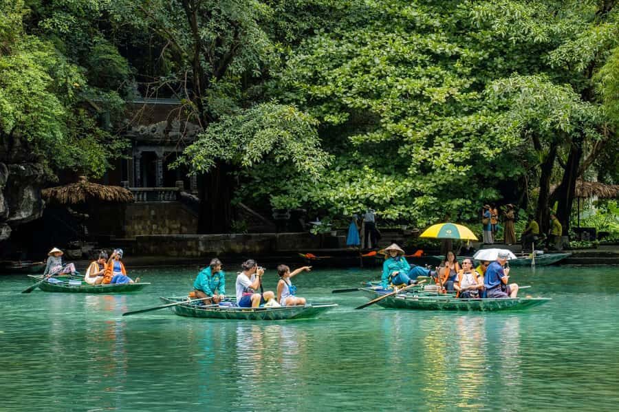 Ninh Binh Day Luxury Trip with Boat Ride and Temple/Pagoda - The Experience from Reviews: Real Insight