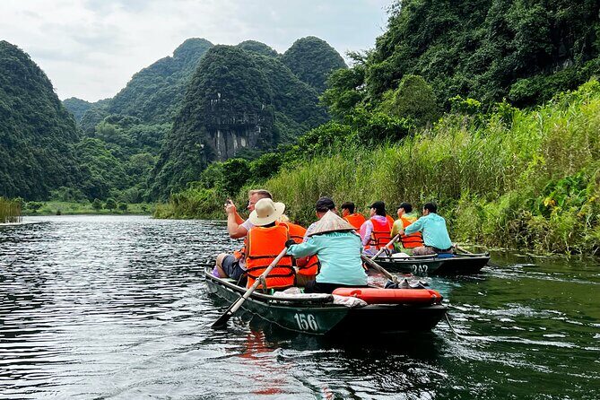 Ninh Binh Day Tour: Hoa Lu, Trang An, and Mua Cave from Ha Noi - Authentic Experiences from Previous Travelers