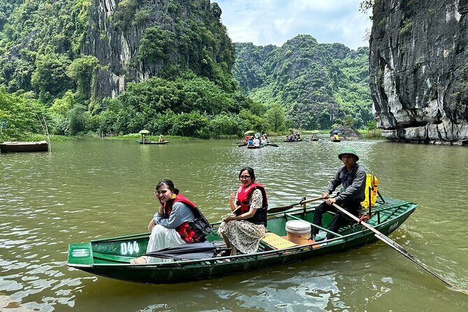 Ninh Binh Small Group Day Trip for 11 People Max - Starting in Hanoi’s Old Quarter