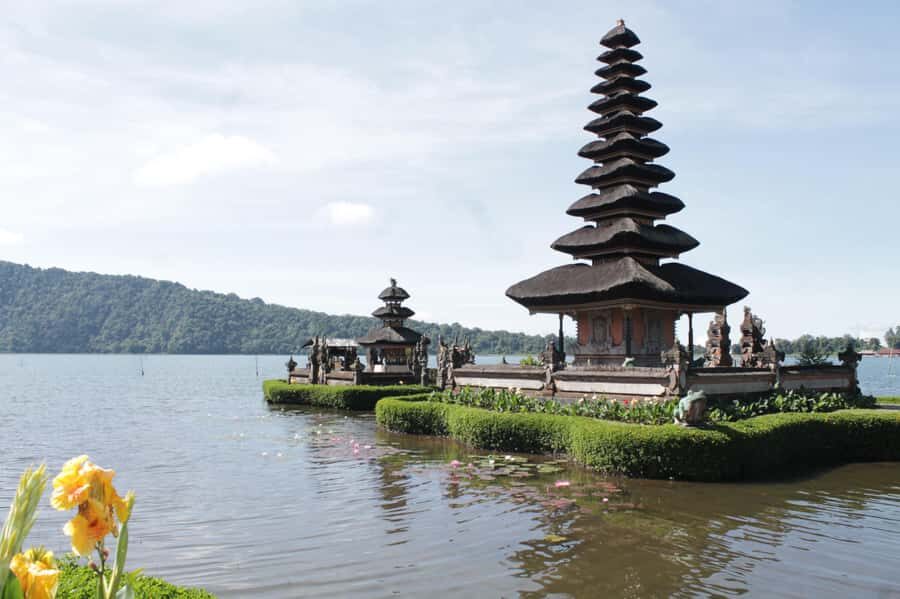 NORTH BALI WATERFALL AND TEMPLE TOUR - Cultural Highlights: Pura Ulun Danu Bratan