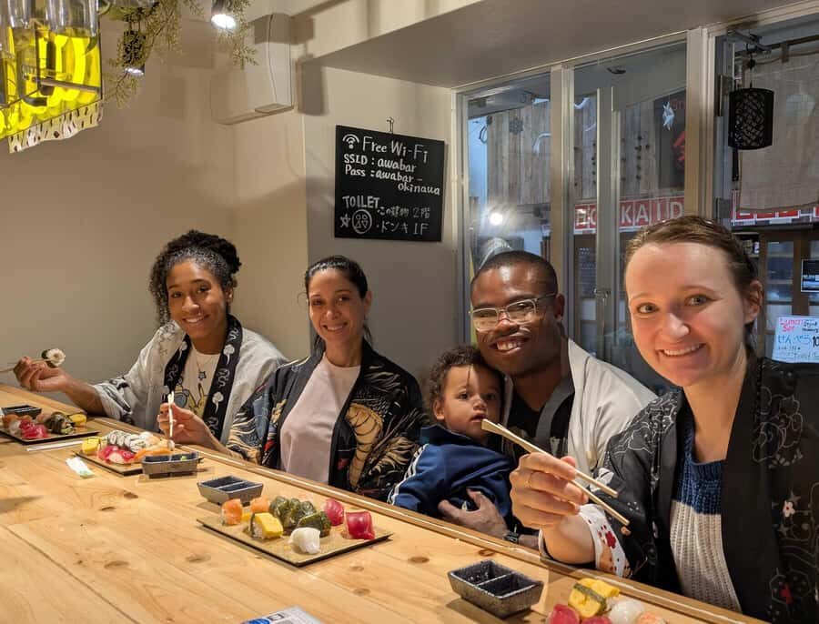 Okinawa Naha: Sushi Making Class near Kokusai-dori - Why This Experience Stands Out