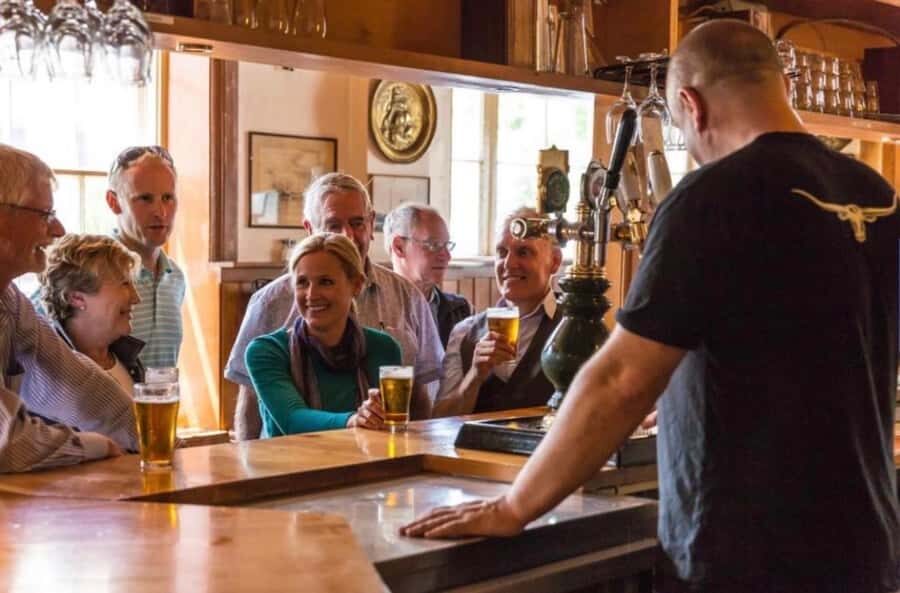 Old Hobart Pub Tour - A Closer Look at What to Expect