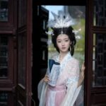 Old Shanghai: Hanfu Photoshoot Walking Tour Experience - What To Expect: Step-by-Step Experience