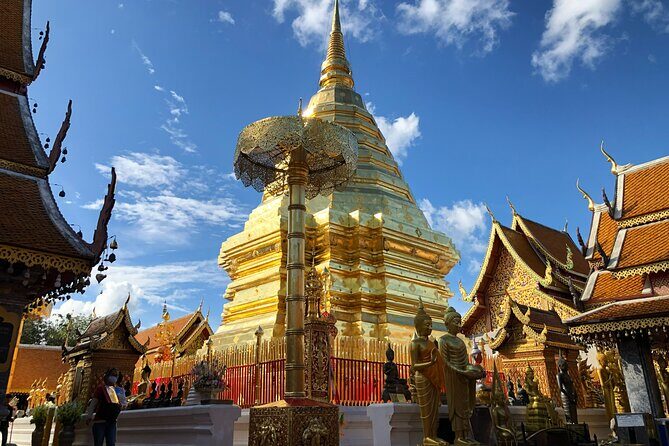 One day Doi Suthep Temple, Palad Temple & Sticky waterfall - What We Love About This Tour