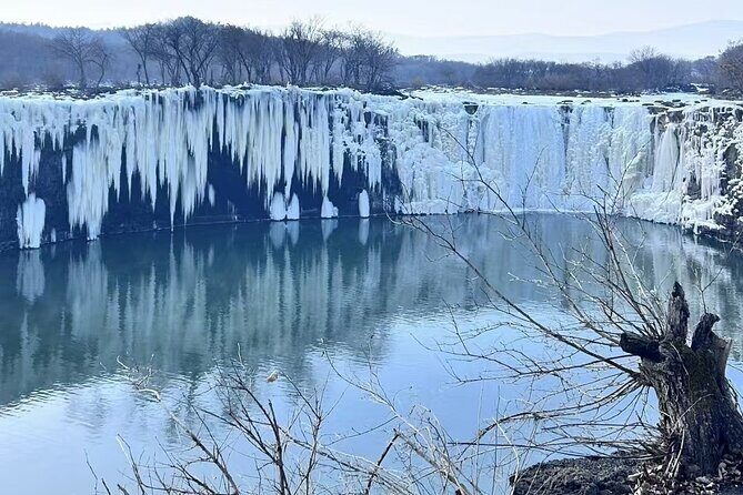 One Day Harbin Winter Expedition Jingpo Lake Sunrise and Fishing - Who Will Love This Tour?