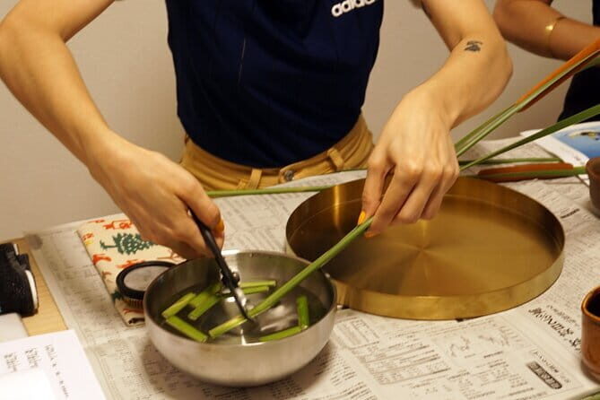 Osaka Learning Ikebana with a Sogetsu School Master - The Setting & Environment