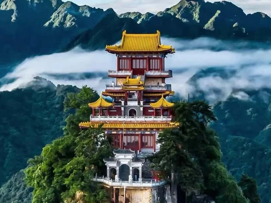 Ourdoors: South Wutai Mountain Hike & Lakeside Hotpot Lunch - Why This Tour Offers Great Value