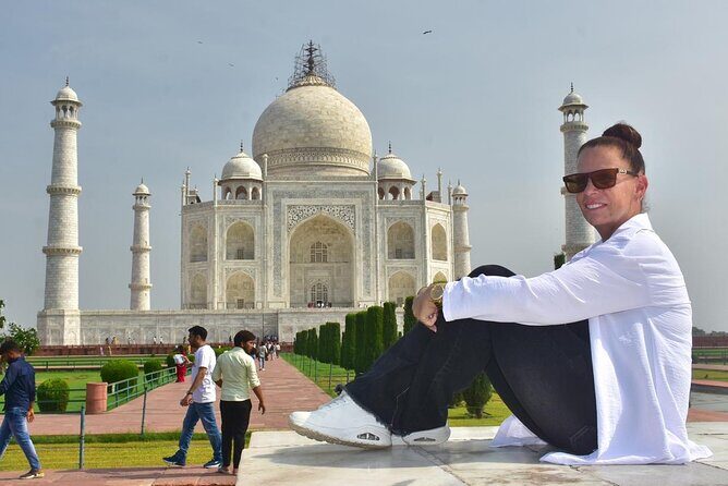 Overnight Taj Mahal & Agra Fort Tour From Delhi - Deep Dive into the Experience