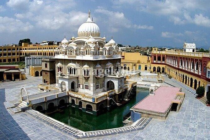 Pakistan Sikh Yatra For 9 Days - Who Will Love This Tour?