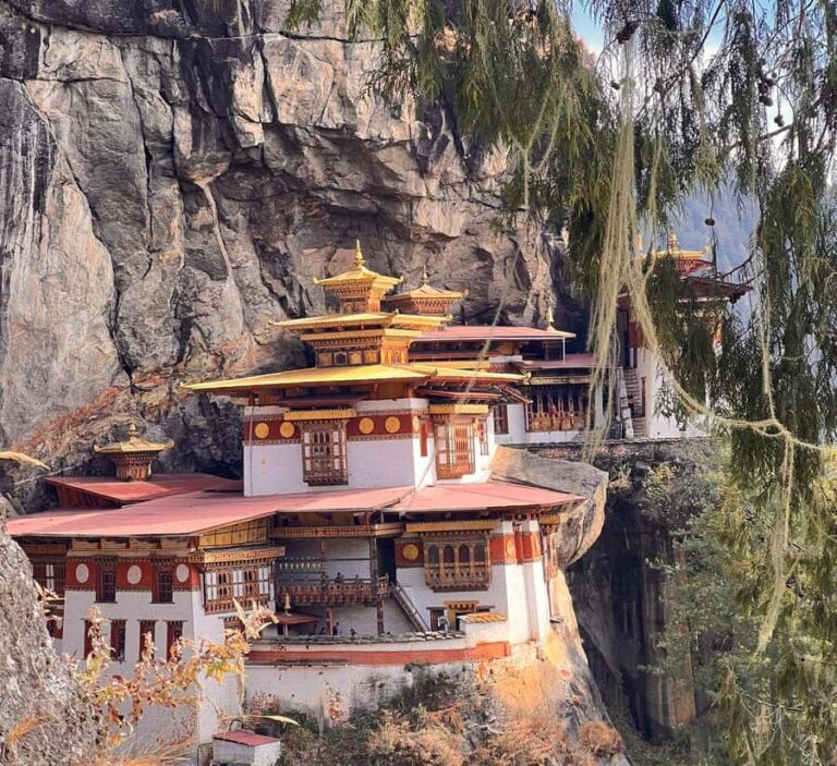 Paro: Tigernest Monastery day Hike with Pick up & Lunch - The Practical Details