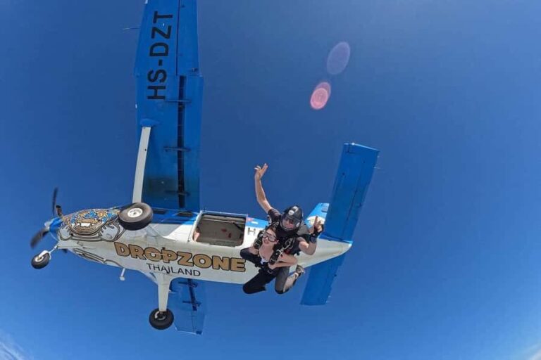 Pattaya: Dropzone Tandem Skydive with Return Transfer - What Sets This Tour Apart