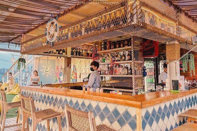 Pattaya : Tappia Floating Cafe Admission Ticket - Who Should Consider This Tour?