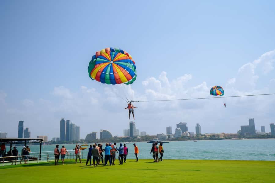 Pattaya's India Coral Island Specialists Local Experts - The Indian Buffet Lunch: Flavor and Value
