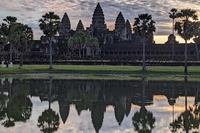 Personalized Angkor Wat Sunrise Day Tour by Tuk Tuk - Practical Aspects of the Tour