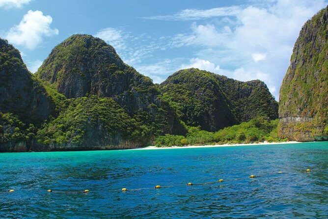 Phi Phi Islands Premium Trip By Royal Jet Cruiser and Speedboat From Phuket - Who Should Consider This Tour?