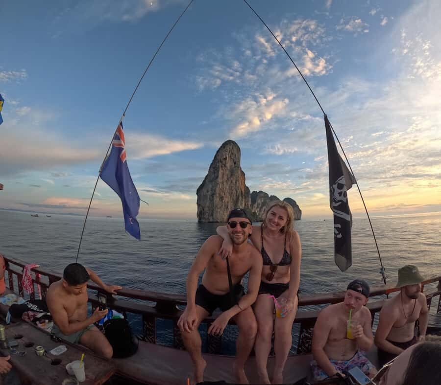 Phi Phi: Pirate Boat with Snorkeling, Kayaking, and Party