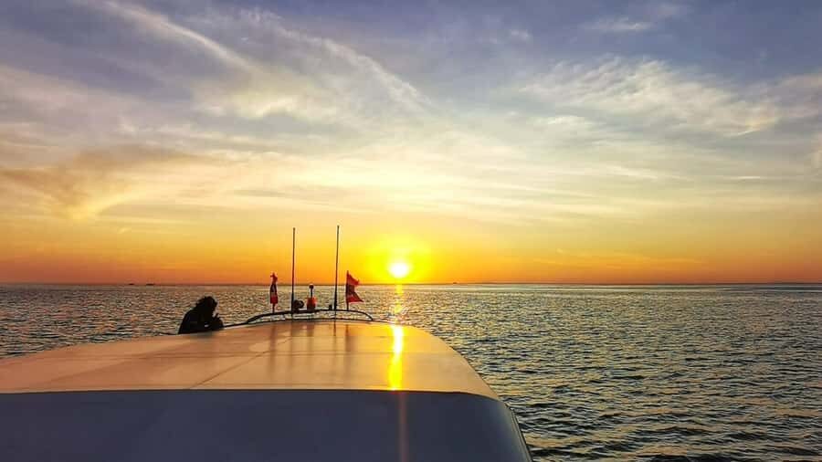 Phi Phi: Sunrise & Beat The Crowds to Maya Bay by Speedboat - An In-Depth Look at the Tour Experience