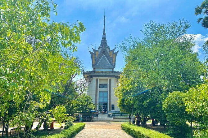 Phnom Penh Hop-on Hop-off Highlight Tour including Killing Fields - What’s Included and What’s Not