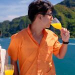 Phuket: Phi Phi Island Highlight Premium Cruise with Meal - Returning and Reflection