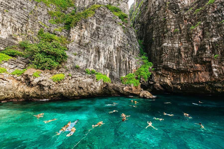Phuket: Phi Phi Islands Day-Trip by Speed Catamaran - What makes this tour stand out?