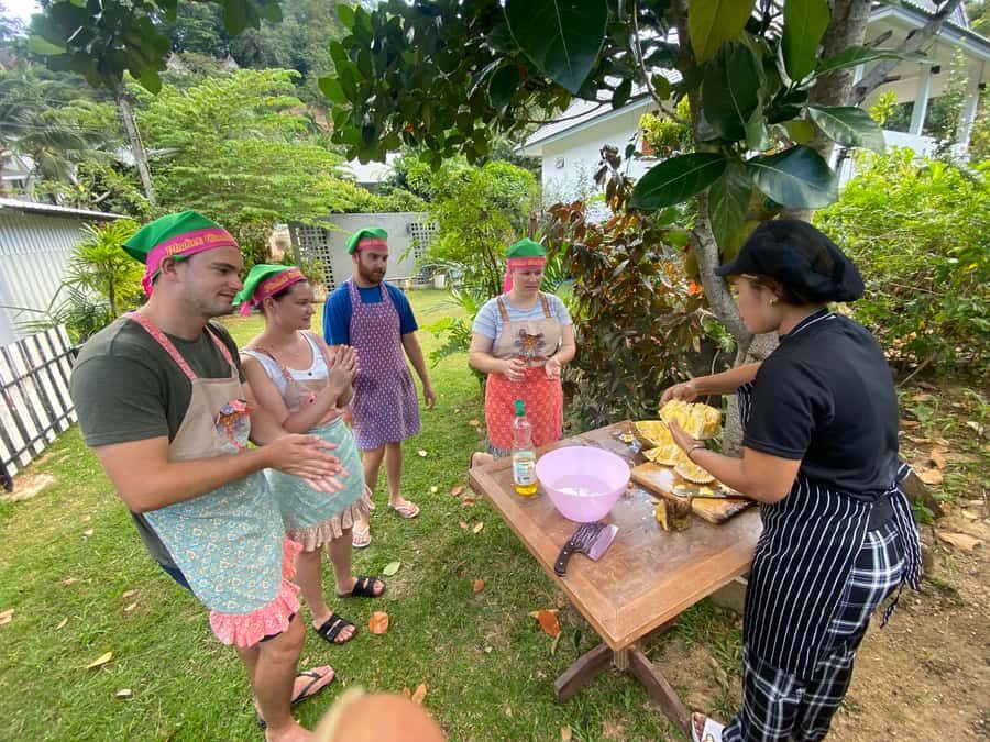 Phuket: Thai Cooking Class with local Market and Garden Tour