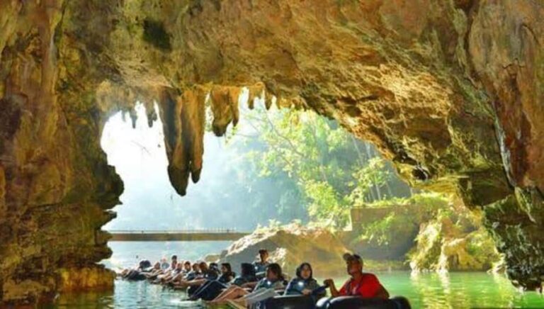 Pindul Cave, River Tubing & Sunset at Ratu Boko Temple - Exploring Pindul Cave: A Natural Marvel