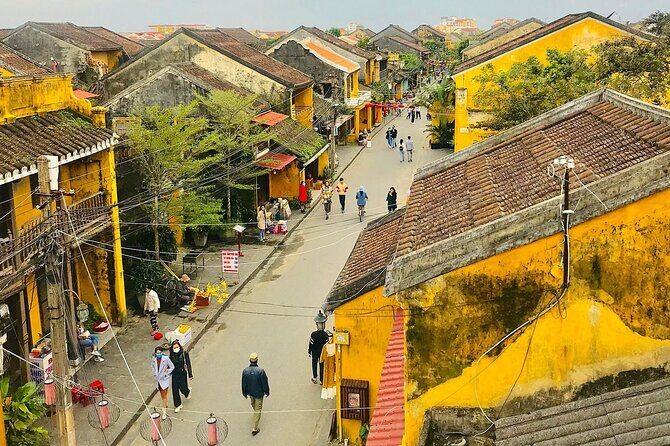 Plane and Minibus Da Nang Private 9-Day Experience - Day 3: From Hanoi to Ninh Binh