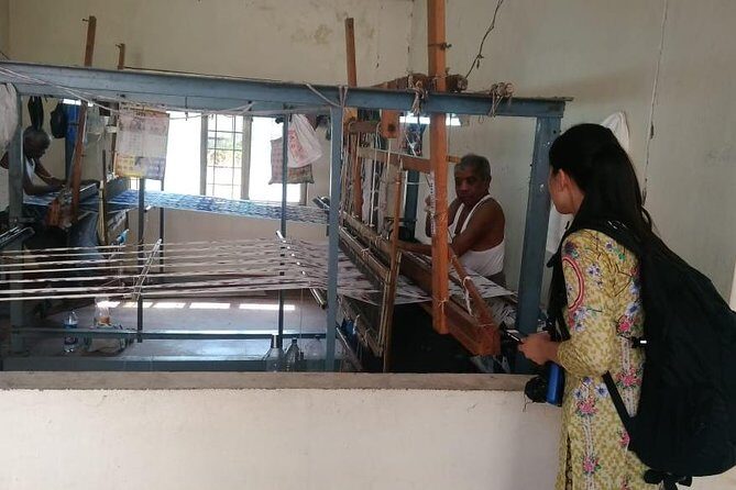 Pochampally saree weaving tour from Hyderabad in private car with guide & lunch - Exploring the Pochampally Saree Weaving Tour