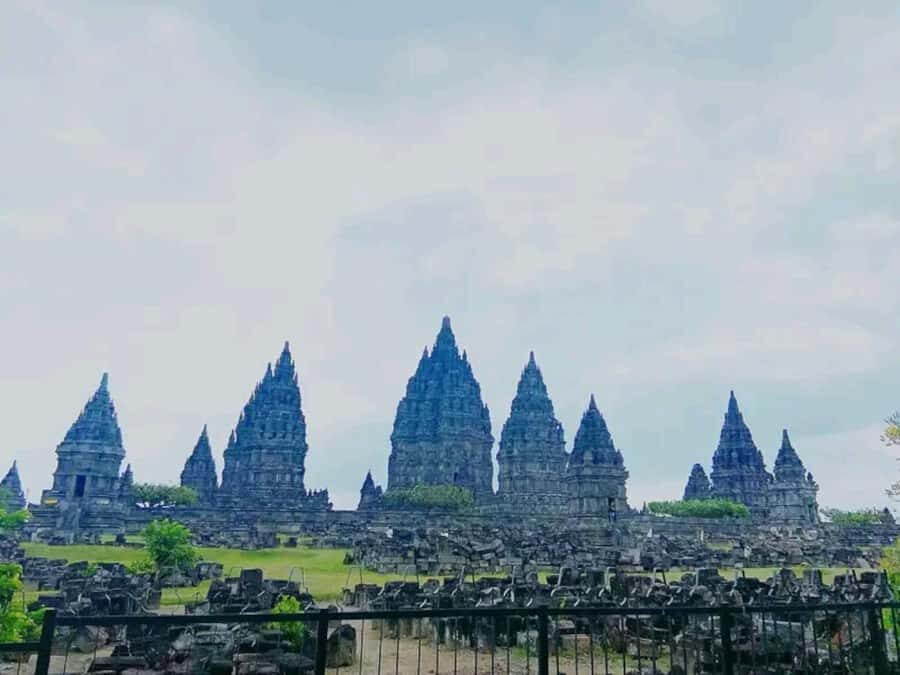 Prambanan Temple: Half-Day Guided Tour From Yogyakarta - What to Expect from the Tour