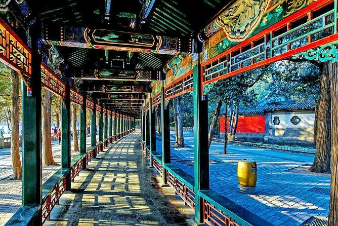 Private 5-Hour Summer Palace In-depth Tour including Boat Ride - The Seventeen Arches Bridge: A Photo-Opportunity and Engineering Marvel